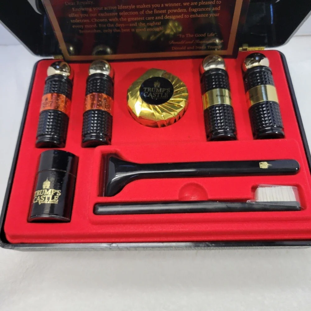 Trump's Castle Hotel & Casino Travel Toiletries Case Complete Set Empty Bottles